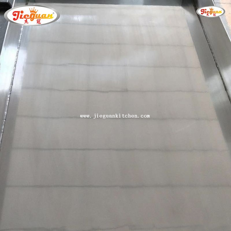 Fogão comercial a gás de 4 queimadores com chapa e forno para restaurantes e hotéis