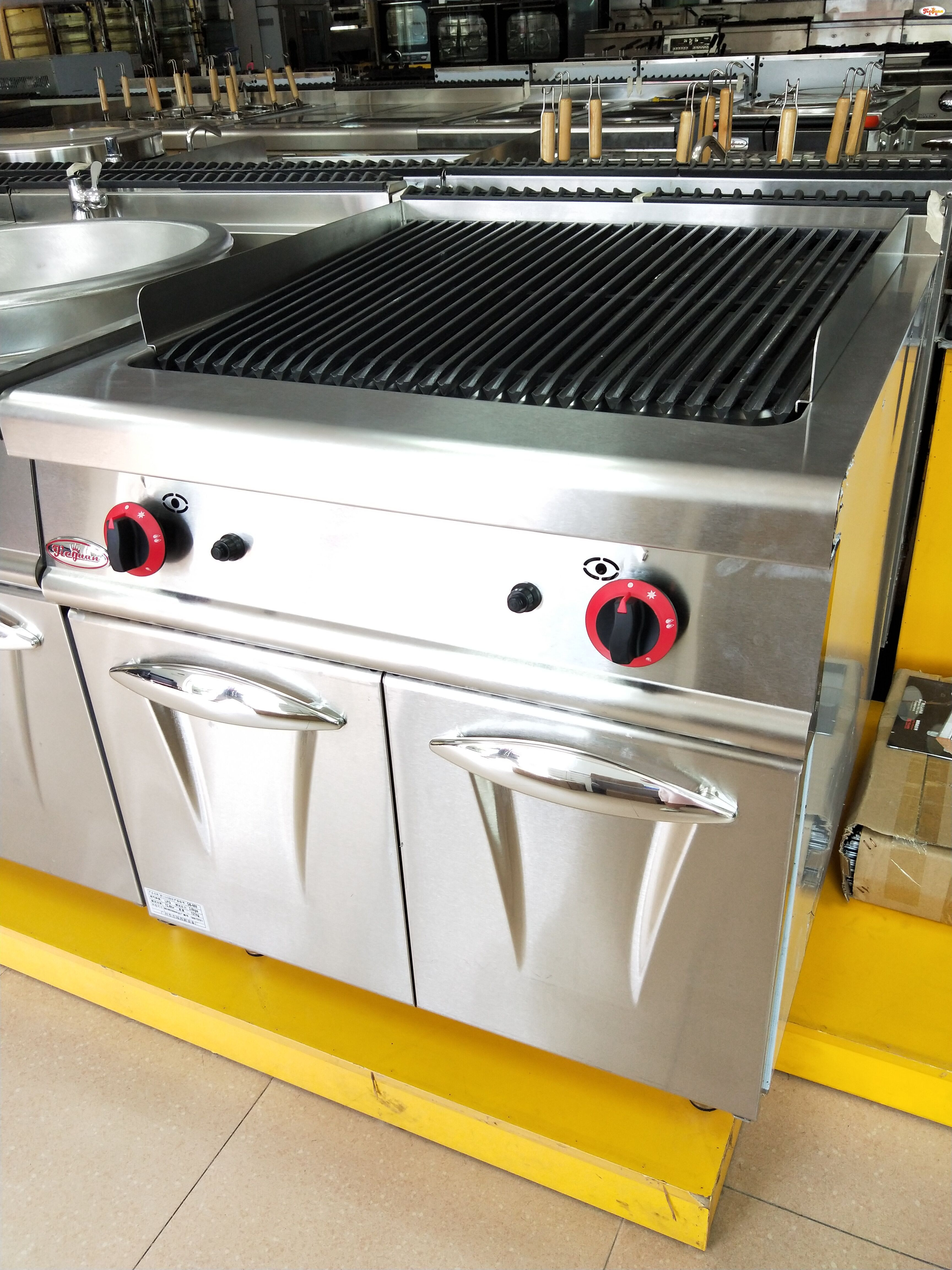 Melhor venda comercial vertical gás lpg lava rock grill equipamento de cozinha oem forno de churrasco com armário para restaurante